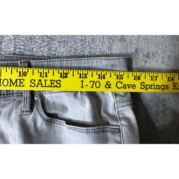 Chicos Women’s Gray So Lifting Slimming Skinny‎ Jeans Size 0.5R - Picture 7 of 8